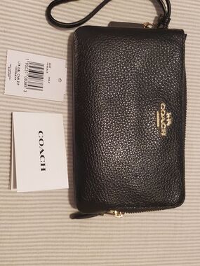 NWT Coach Black Pebbled Leather Zip Wristlet with Gold Logo